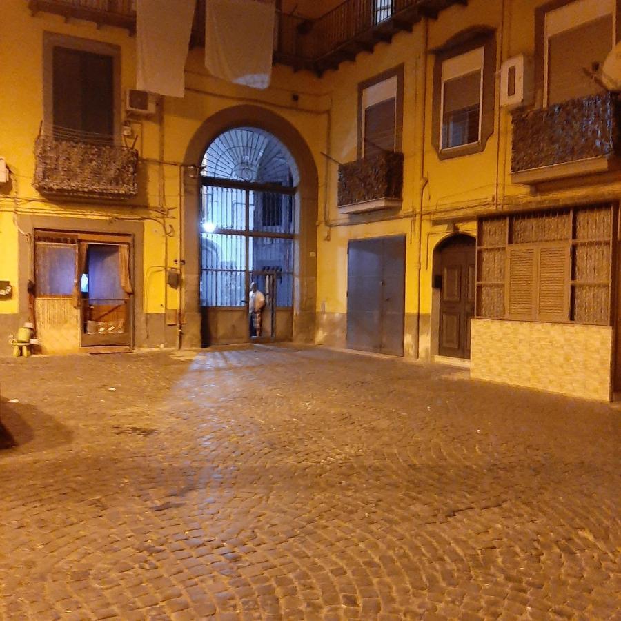 Civico 5 Appartament Napoli Centro Lägenhet Exteriör bild